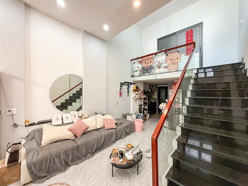 Ngon  gần đại học ngoại thương ~50m²  2 tầng giá đầu tư