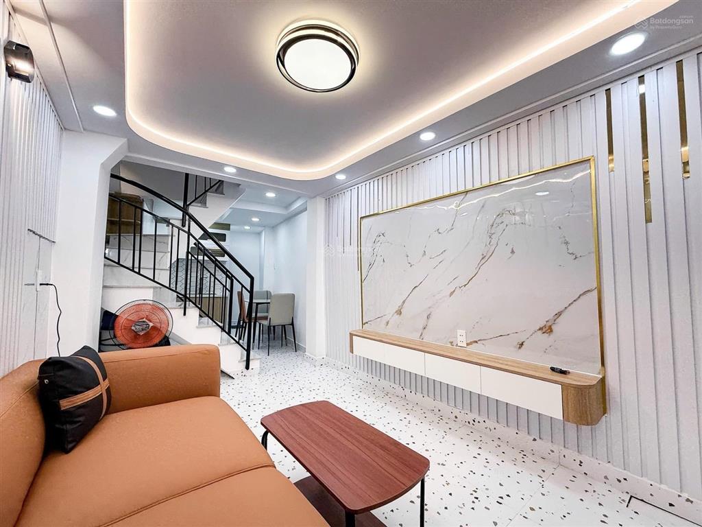 Hẻm 4m  72m² dtsd  3 bước qua quận 1  xô viết nghệ tĩnh 2 chiều  3 tầng  3pn