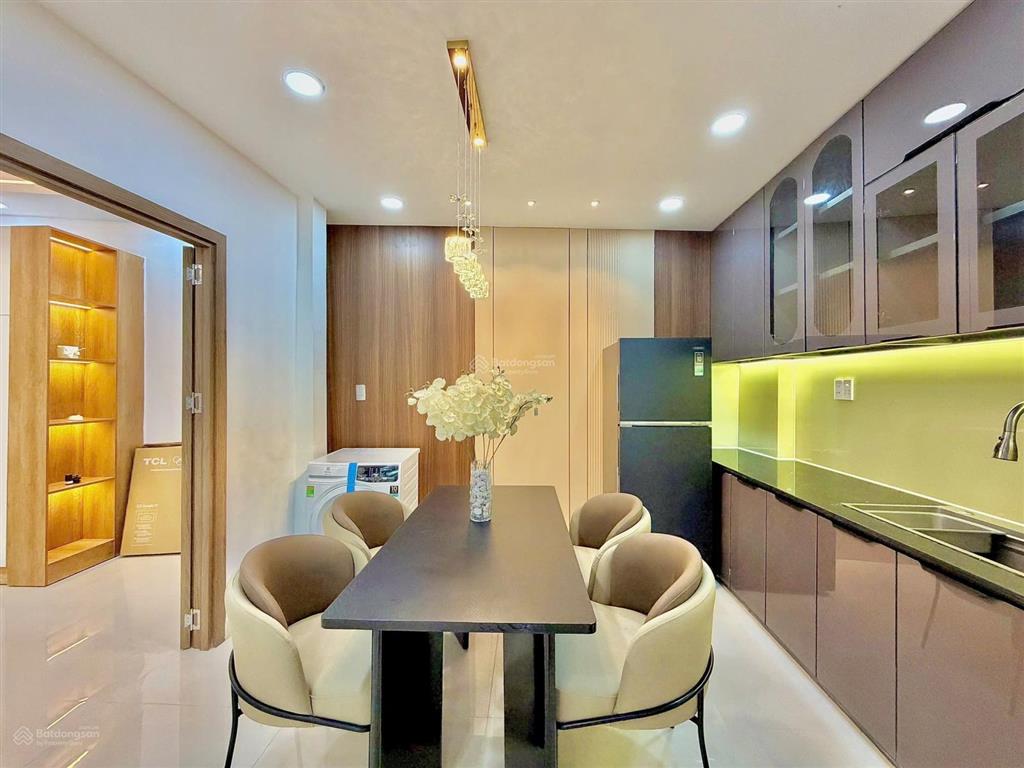 Sát cầu thị nghè  nhà đẹp 60m² nở hậu tài lộc, 4pn full nội thất. chỉ 6,55 tỷ