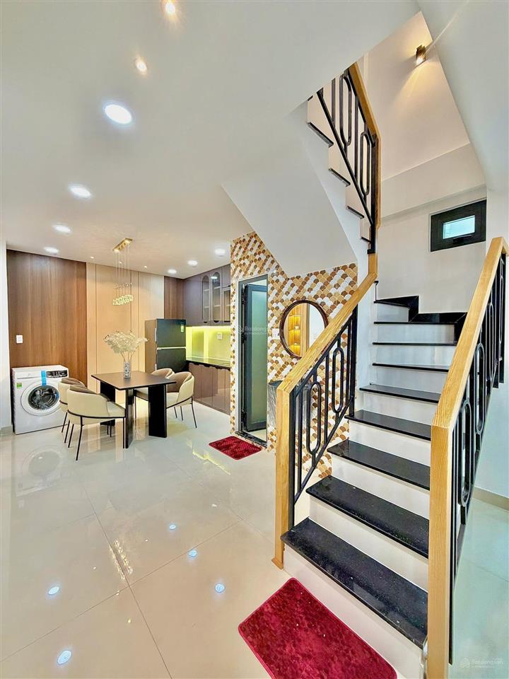 Sát cầu thị nghè  nhà đẹp 60m² nở hậu tài lộc, 4pn full nội thất. chỉ 6,55 tỷ