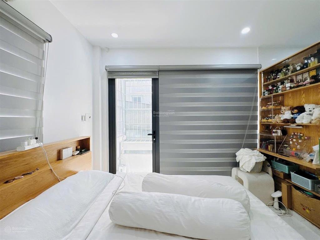 45m2  3 tầng  3pn  ngang lớn  chỉ 6tỷ5