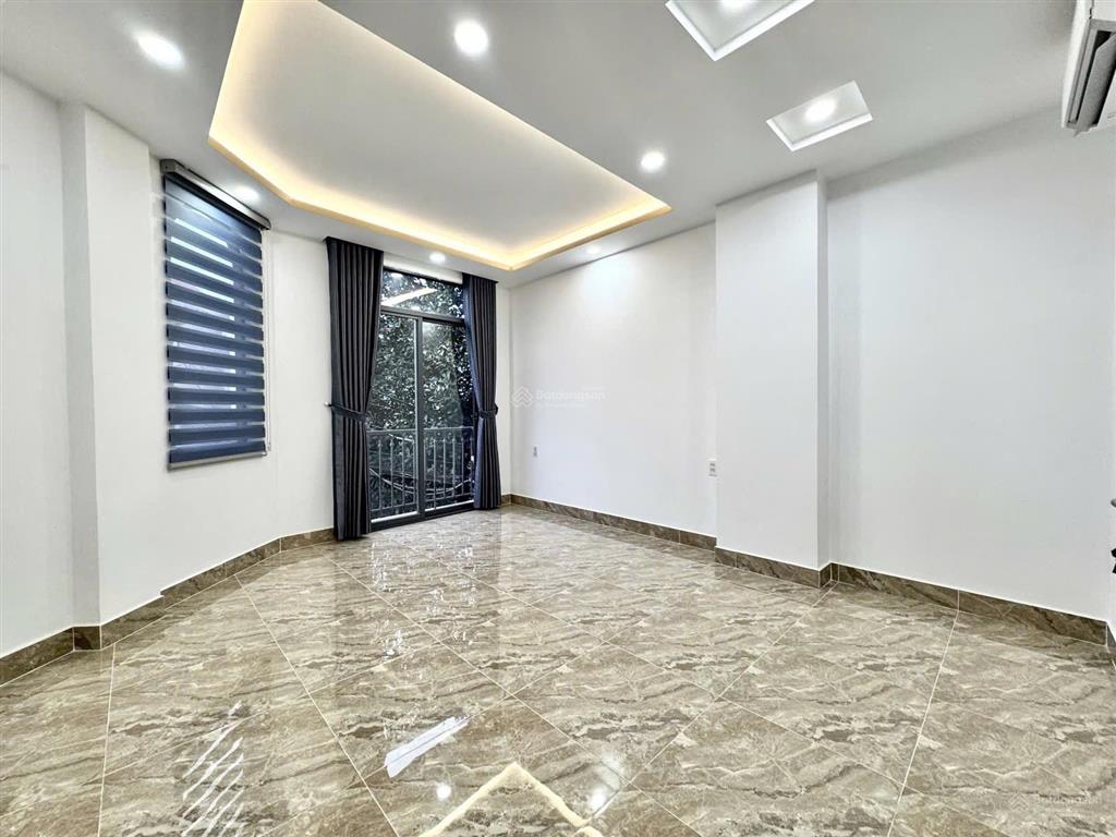 Bán nhà hẻm xe hơi vào nhà  4 tầng  trung tâm bình thạnh  nở hậu 7m