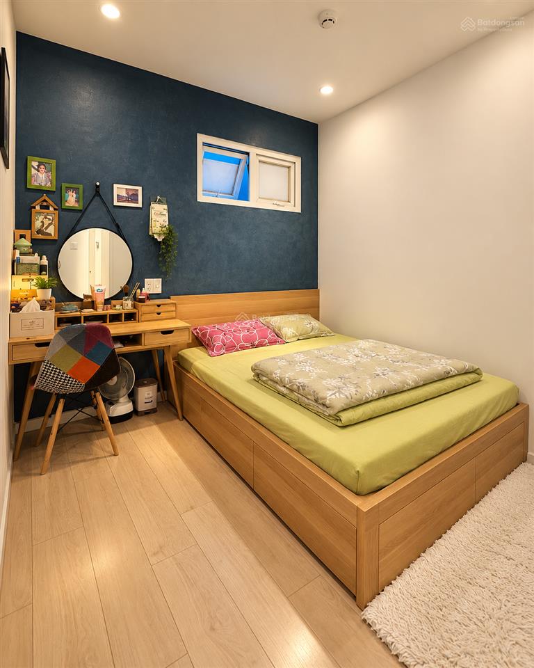 Chung cư sổ hồng  60m2  2pn  6 thang máy tiện ích đầy đủ