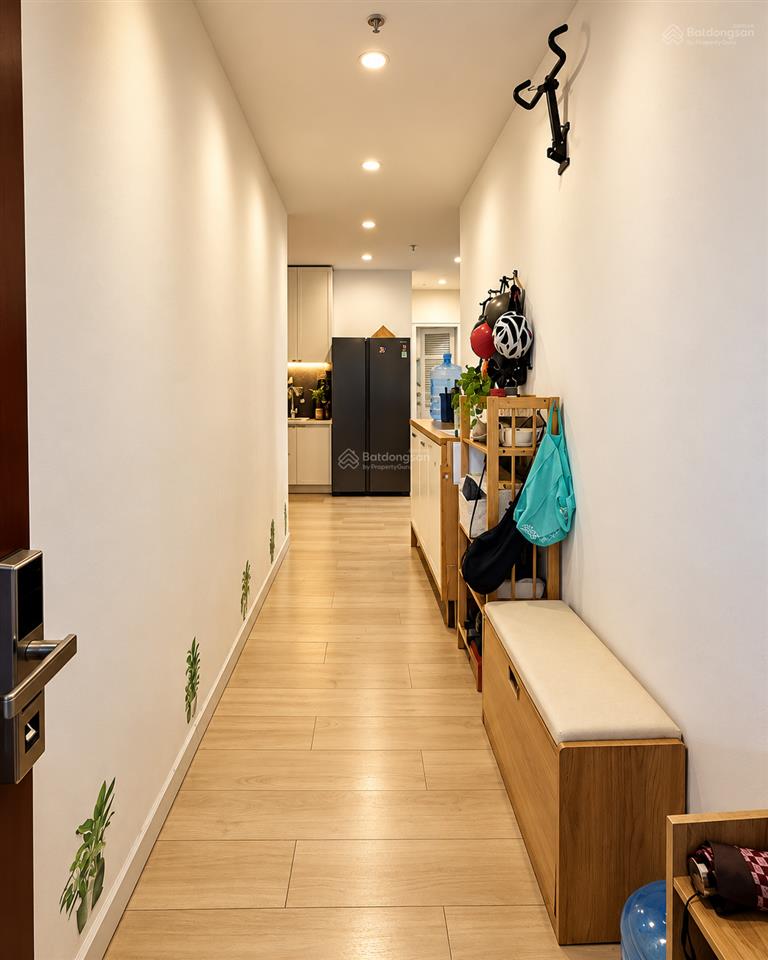 Chung cư sổ hồng  60m2  2pn  6 thang máy tiện ích đầy đủ