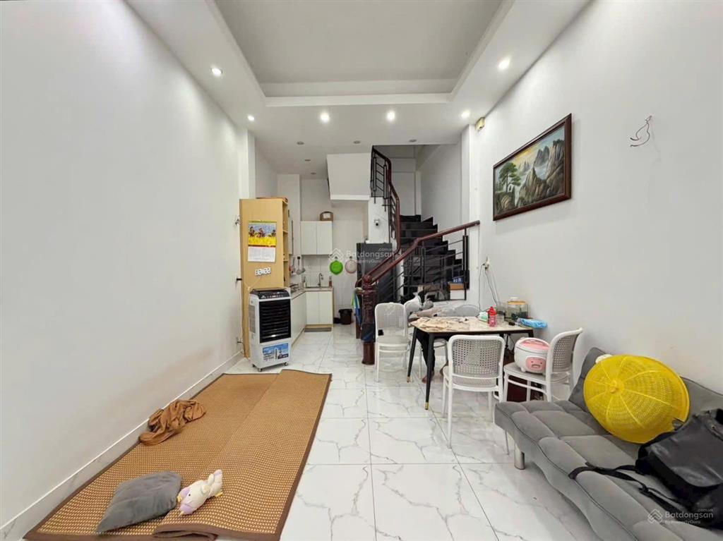 4 tầng  trung tâm quận 10  120m2 sử dụng chỉ hơn 5 tỷ