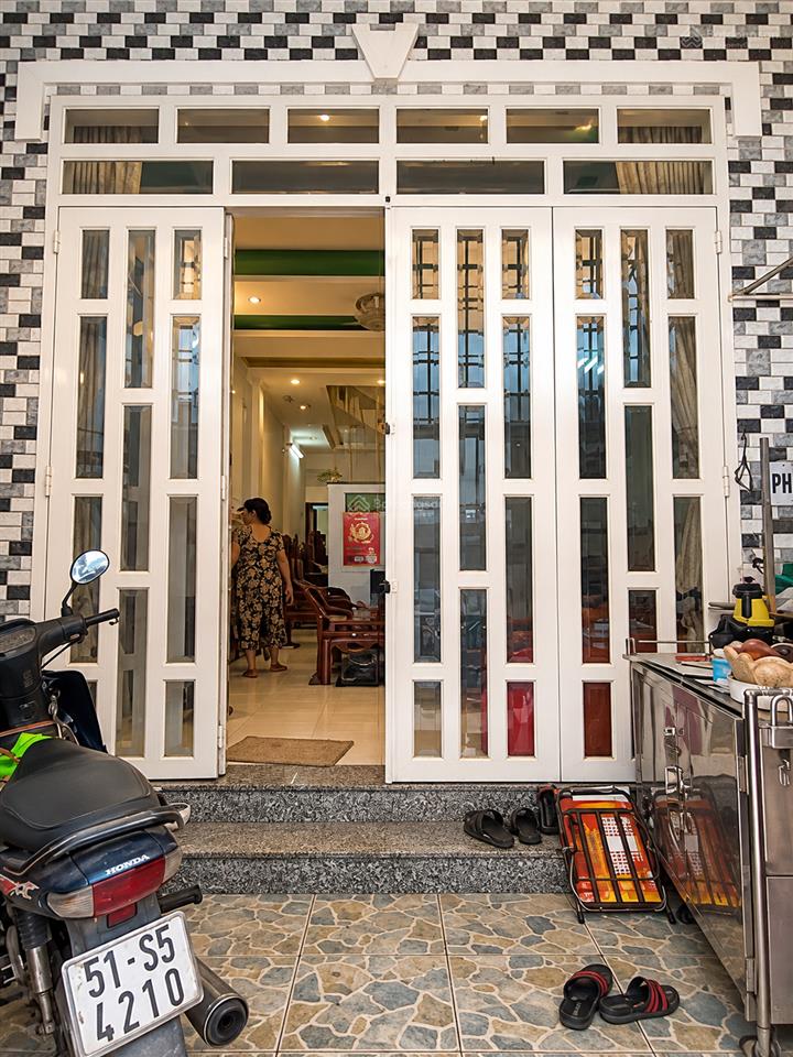Bán nhà bình thạnh 34m2 chỉ hơn 4 tỷ  2 tầng  nhà cũ sửa mới  giá đầu tư
