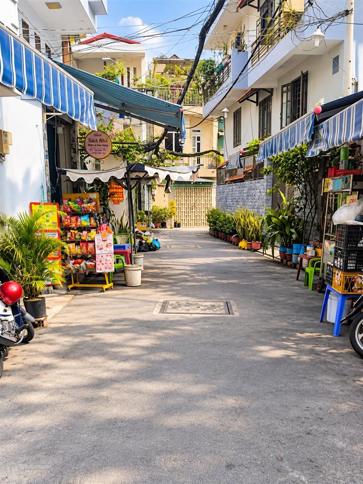 Bán nhà bình thạnh 34m2 chỉ hơn 4 tỷ  2 tầng  nhà cũ sửa mới  giá đầu tư
