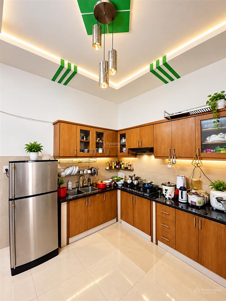 Bán nhà bình thạnh 34m2 chỉ hơn 4 tỷ  2 tầng  nhà cũ sửa mới  giá đầu tư