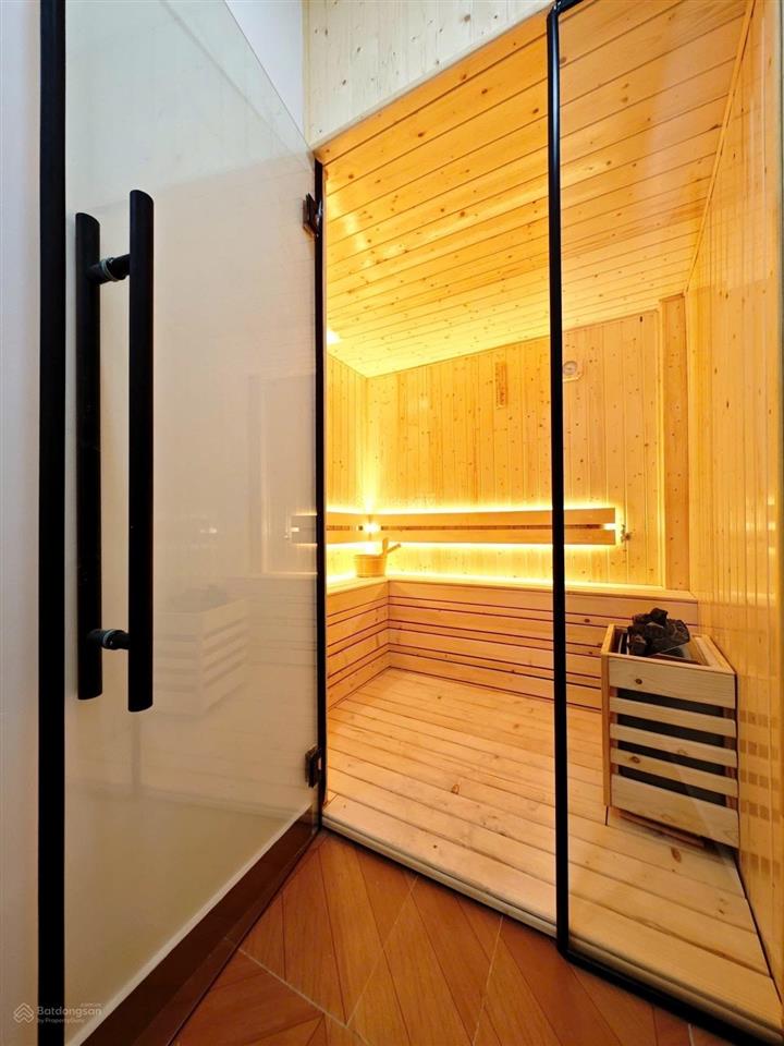 7tỷ  64m2  sở hữu nhà 3 tầng ngang 5,2m, full nội thất, có cả phòng xông hơi & trà đạo nhật nơ