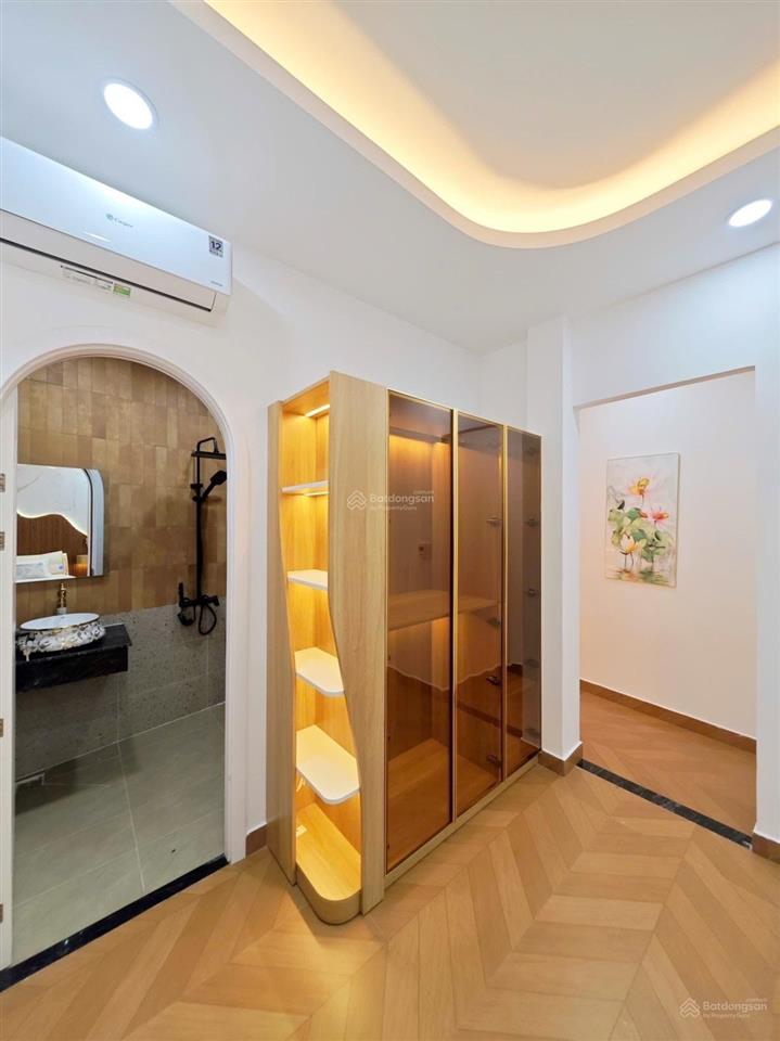7tỷ  64m2  sở hữu nhà 3 tầng ngang 5,2m, full nội thất, có cả phòng xông hơi & trà đạo nhật nơ