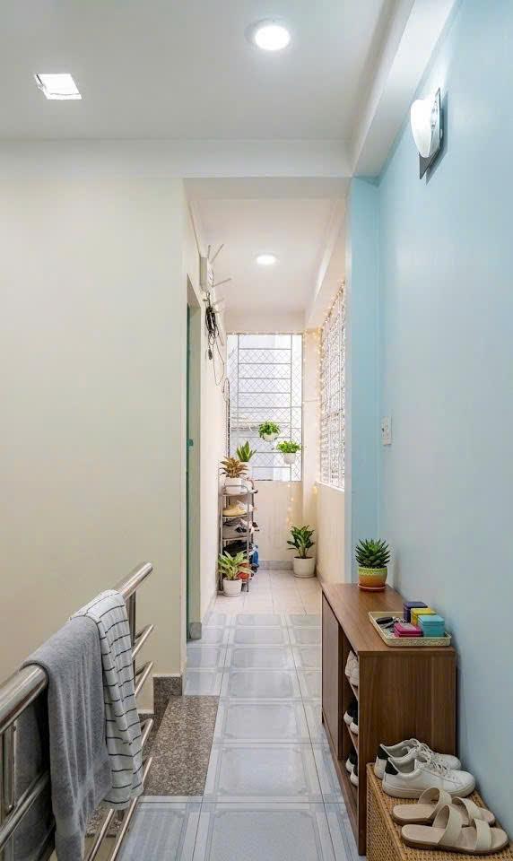 Nhà hẻm Ô tô Lạc Long Quân, QUẬN TÂN BÌNH, 4 x 11 (45 m2), giá 7.35 tỷ