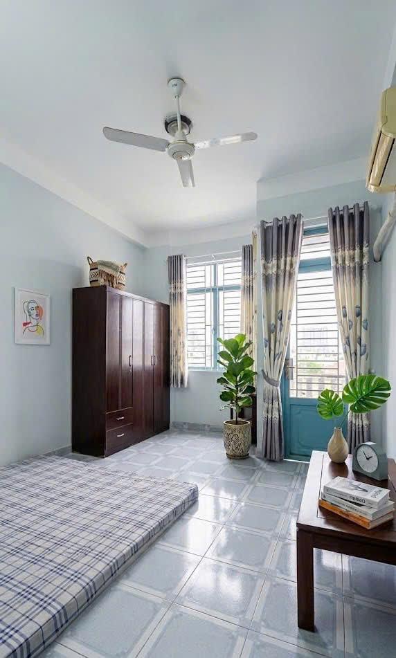 Nhà hẻm Ô tô Lạc Long Quân, QUẬN TÂN BÌNH, 4 x 11 (45 m2), giá 7.35 tỷ