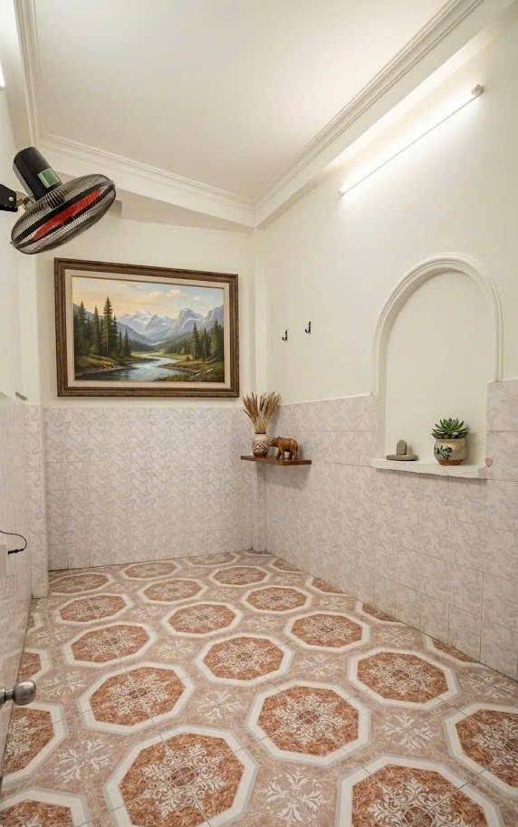 Bán nhà Cách Mạng Tháng Tám, QUẬN 3, 3 x 16.5 (49 m2), 9 tỷ