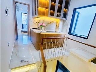 Bán nhà mặt tiền Hòa Hưng, QUẬN 10, DT 2.3 x 11m, giá 5.9 tỷ