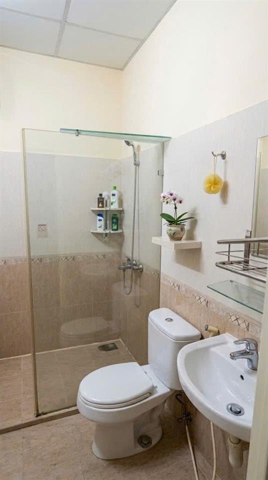 Bán nhà hẻm Ô tô Lê Văn Sỹ, QUẬN TÂN BÌNH, 4 x 15m(60 m2), 10 tỷ