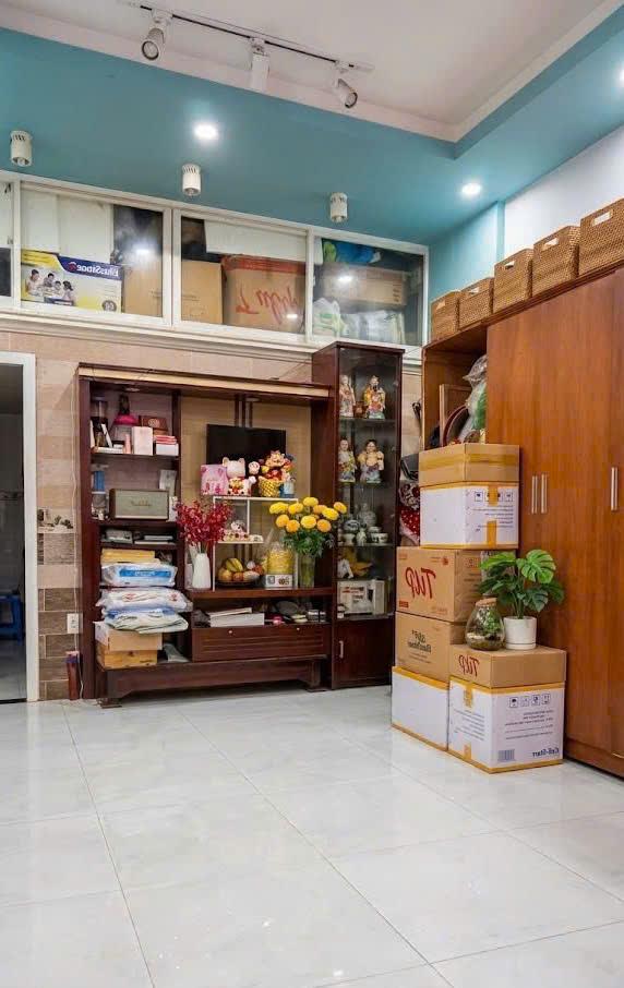 Bán nhà Lê Văn Sỹ, QUẬN PHÚ NHUẬN, 4 x 11m (42 m2), giá 3.92 tỷ