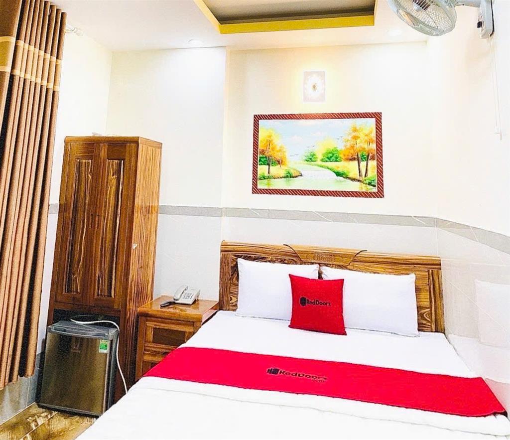 Khách sạn Nguyễn Minh Hoàng, QUẬN TÂN BÌNH, hẻm Ô tô, 67 m2, 19.5 tỷ