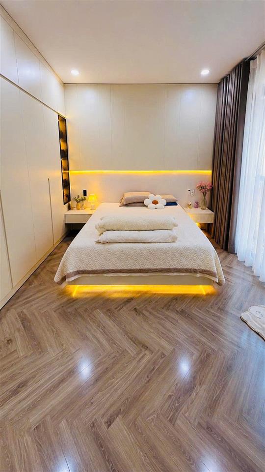 Bán nhà hẻm Ô tô Nguyễn Đình Chiểu, QUẬN 3, 4.5 x 14m, 15.5 tỷ