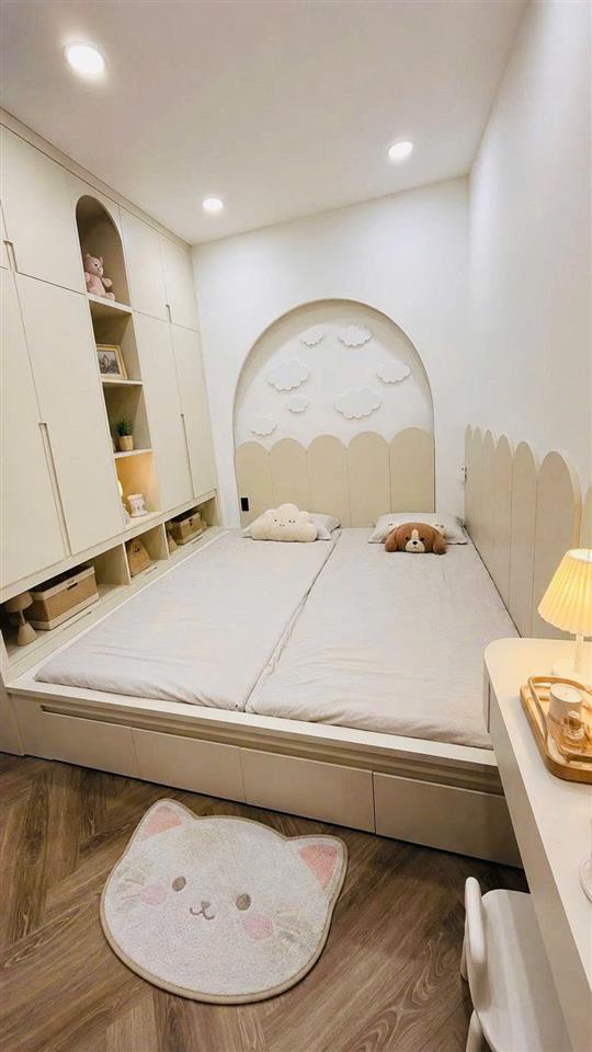 Bán nhà hẻm Ô tô Nguyễn Đình Chiểu, QUẬN 3, 4.5 x 14m, 15.5 tỷ