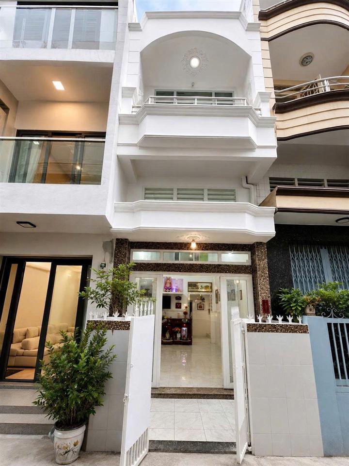 Nhà hẻm ô tô Ba Tháng Hai, QUẬN 10, 3.2 x 13m (42 m2), giá 8.7 tỷ