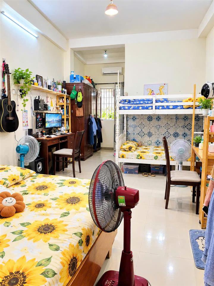 Nhà hẻm Ô tô Bùi Viện, QUẬN 1, 3.8 x 15m (58 m2), 4 tầng, 20 tỷ