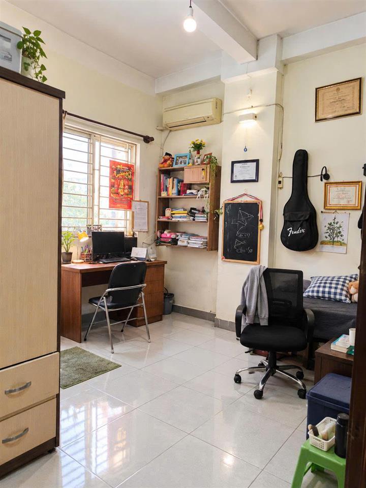 Nhà hẻm Ô tô Bùi Viện, QUẬN 1, 3.8 x 15m (58 m2), 4 tầng, 20 tỷ
