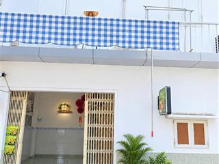 Nhà hẻm Ô tô Cộng Hòa, QUẬN TÂN BÌNH, 2 Tầng, 2 PN, 3.2 tỷ