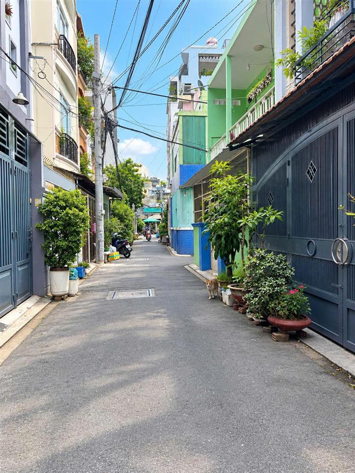 Nhà Hẻm Ô tô Lê Văn Sỹ, QUẬN TÂN BÌNH, 84 m2, giá 11.2 tỷ