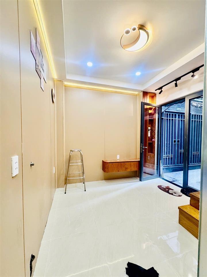 Nhà mới Cao Thắng, QUẬN PHÚ NHUẬN, 3 tầng, 3.2 tỷ