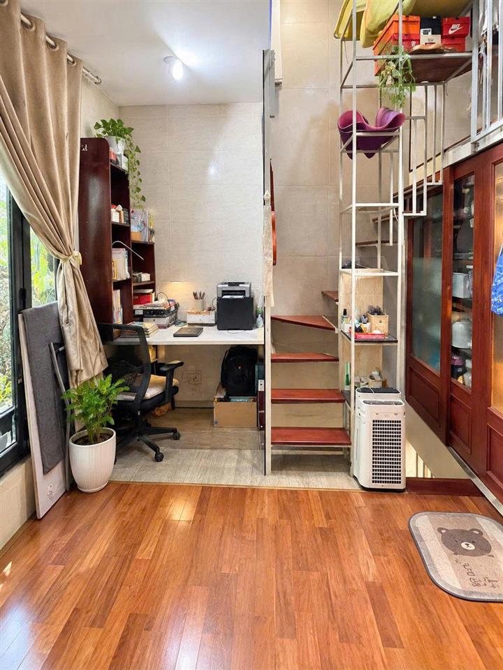 Nhà hẻm Ô tô Tô Hiến Thành, QUẬN 10, 5.6 x 8m (45 m2), giá 6.5 tỷ