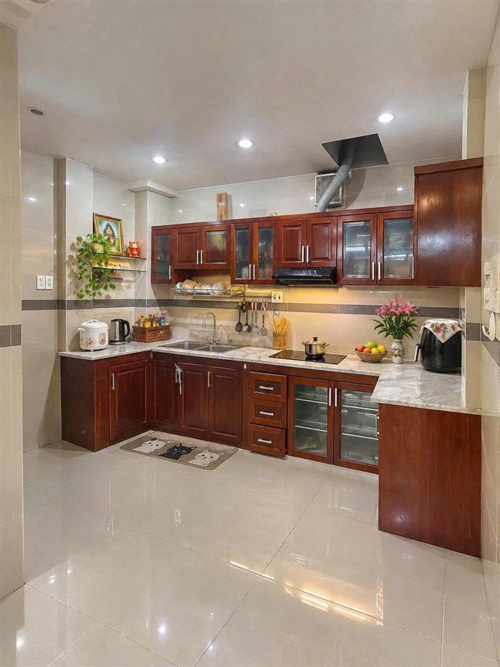 Nhà Hẻm Ô tô Trường Chinh, QUẬN TÂN BÌNH, 4 x 18m (70 m2), 9 tỷ