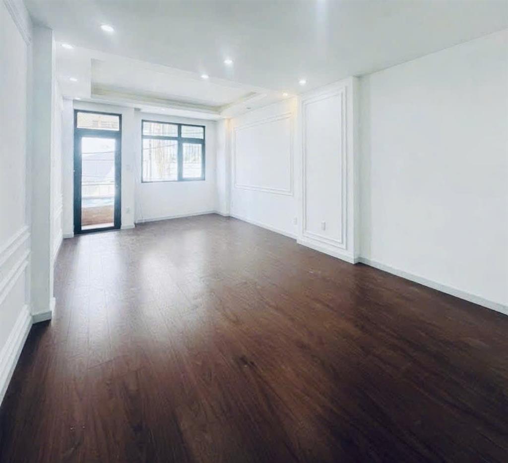 Nhà hẻm Ô tô Hai Bà Trưng, QUẬN 3, 3.6 x 13m (44 m2), 10.8 tỷ