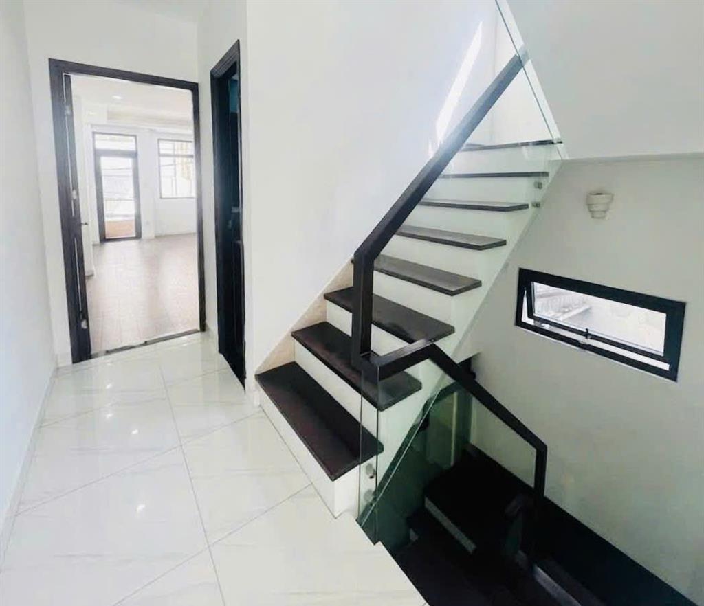 Nhà hẻm Ô tô Hai Bà Trưng, QUẬN 3, 3.6 x 13m (44 m2), 10.8 tỷ