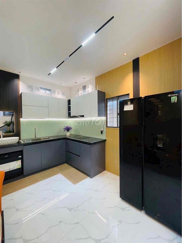 🏡 NHÀ 2 TẦNG – 3 MẶT KIỆT SIÊU THOÁNG – SÁT MT LÝ THÁI TỔ 🔥  📐 32m² –