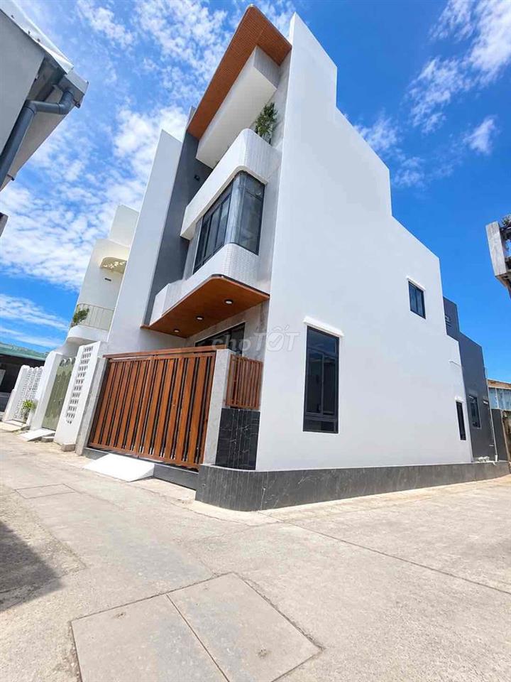 🔴 GIẢM 400TR – CHỦ CẦN BÁN GẤP!  🏡 CỰC HIẾM – NHÀ 3 TẦNG CĂN GÓC 2 MẶT