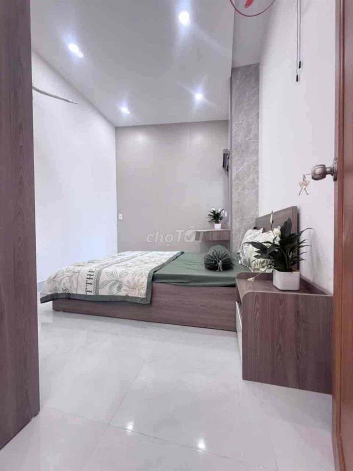 🔥 MUA 1 ĐƯỢC 3 – NHÀ 2 TẦNG + 2 CĂN HỘ CHO THUÊ NGUYỄN PHƯỚC NGUYÊN  *