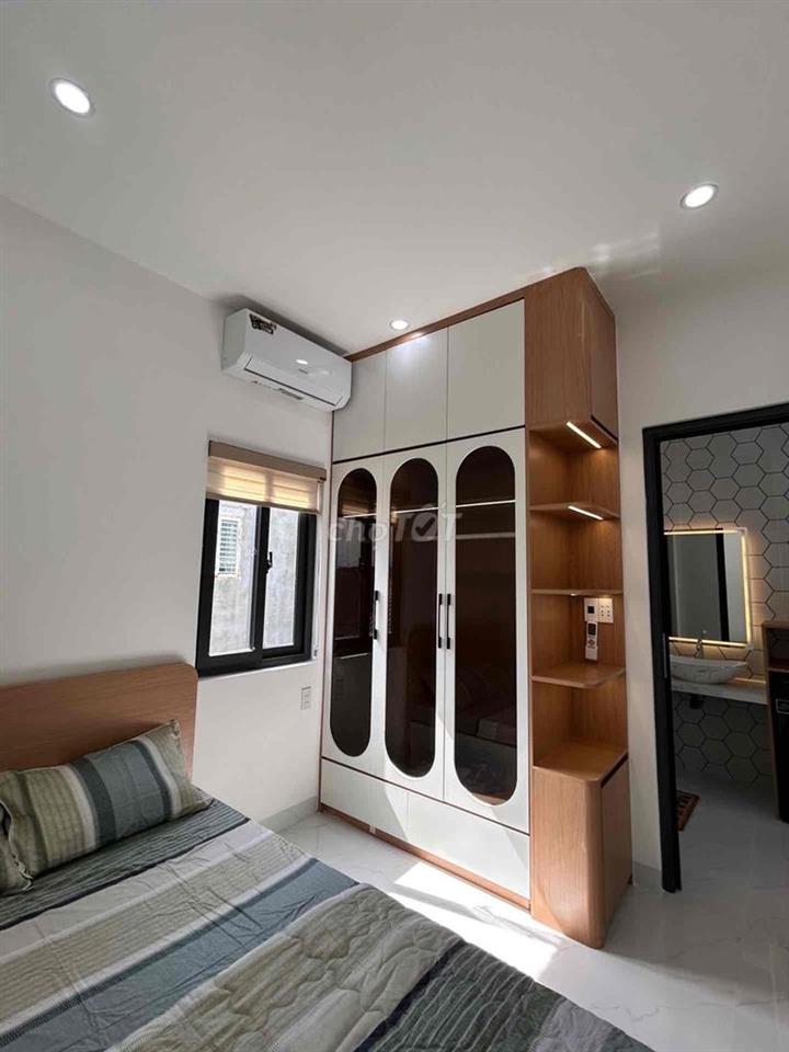 🏡 NHÀ LÔ GÓC 2 TẦNG HOÀNG DIỆU – NHỈNH 4 TỶ  * 📐 Diện tích: 60m² * ✨ L