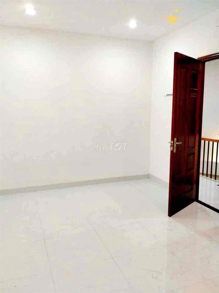 🔥 KIỆT 4M THÔNG LÊ DUẨN – 5 CĂN HỘ, DÒNG TIỀN 20TR/THÁNG  📍 Hoàng Hoa