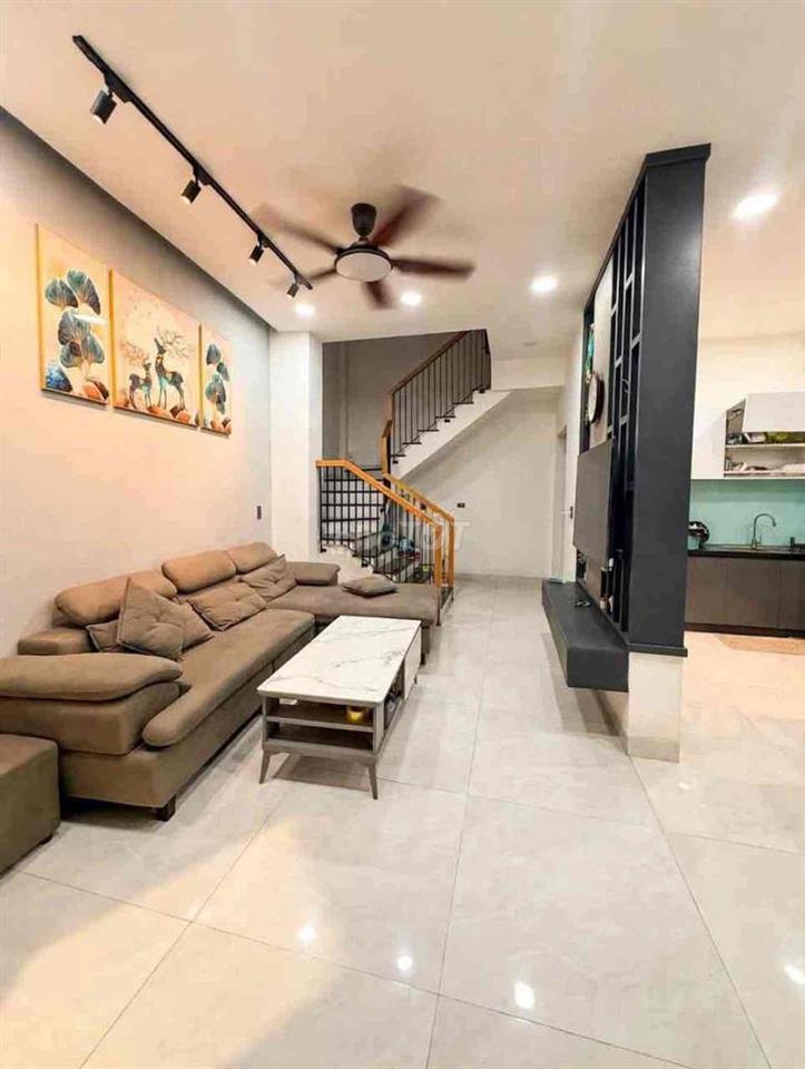 🔥 NHÀ 3 TẦNG KIÊN CỐ – LÔ GÓC 2 MẶT KIỆT Ô TÔ – HƠN 4 TỶ  📍 Trung tâm