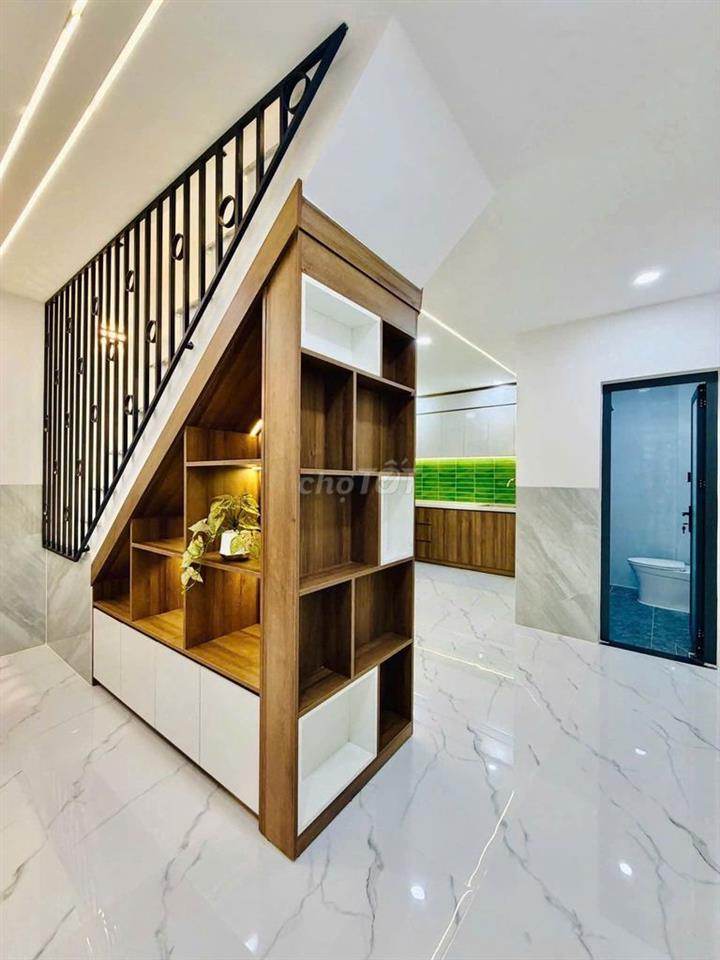 Chủ định cư cần bán gấp nhà mới đẹp trung tâm gần 50m2 giá 4.9 tỷ