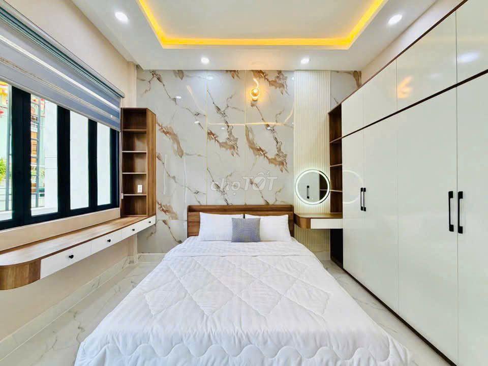 Chủ định cư cần bán gấp nhà mới đẹp trung tâm gần 50m2 giá 4.9 tỷ
