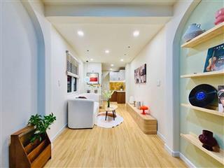 Siêu phẩm Nhà 2 tầng - Hẻm Xe hơi - Gần Vincom Quang Trung 22M2 