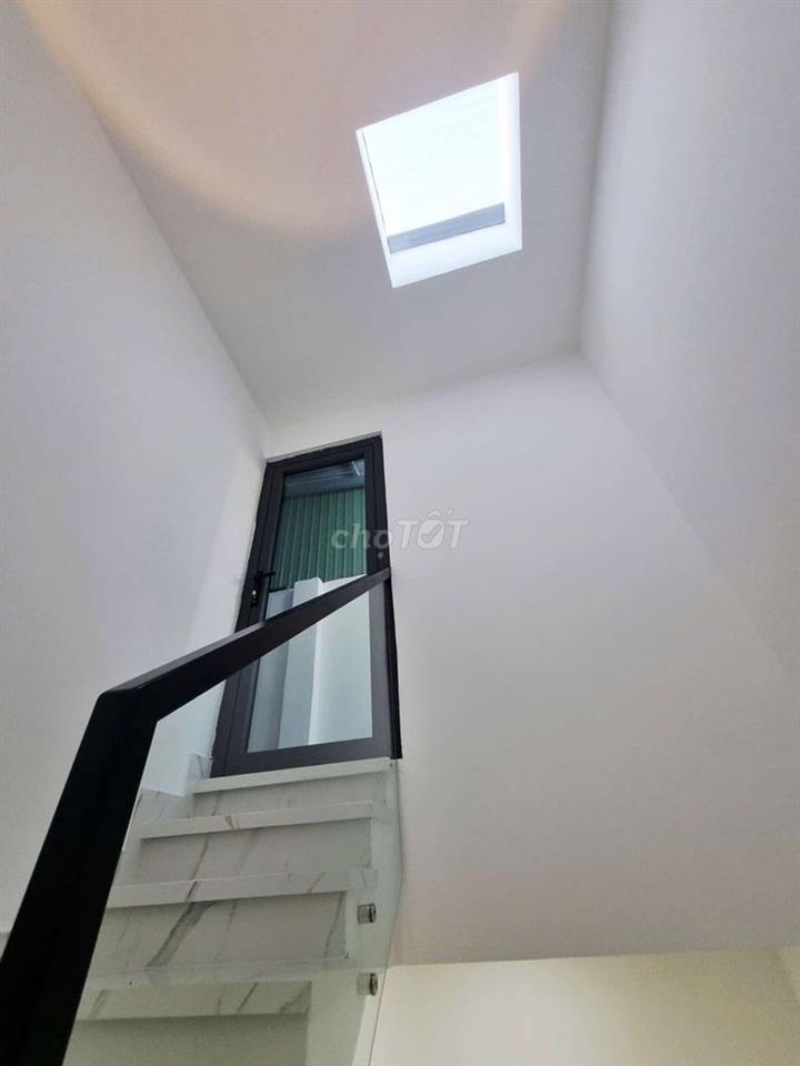40M2 - Hẻm Xe Tải - Gần Lotte Gò Vấp - 3 Tầng Hoàn Công