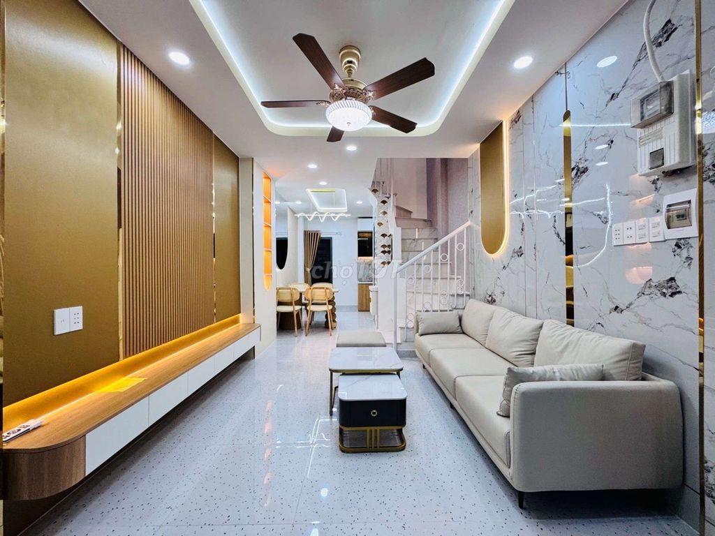 Thích Quảng Đức - 4 Tầng - Chuẩn Pháp Lý Vị Trí Siêu Hiếm Bán