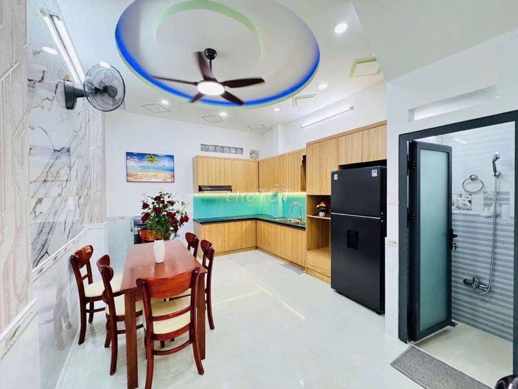 40M2 2 tầng hẻm xe hơi - Gần chợ Hạnh thông tây - Không quy hoạch lg
