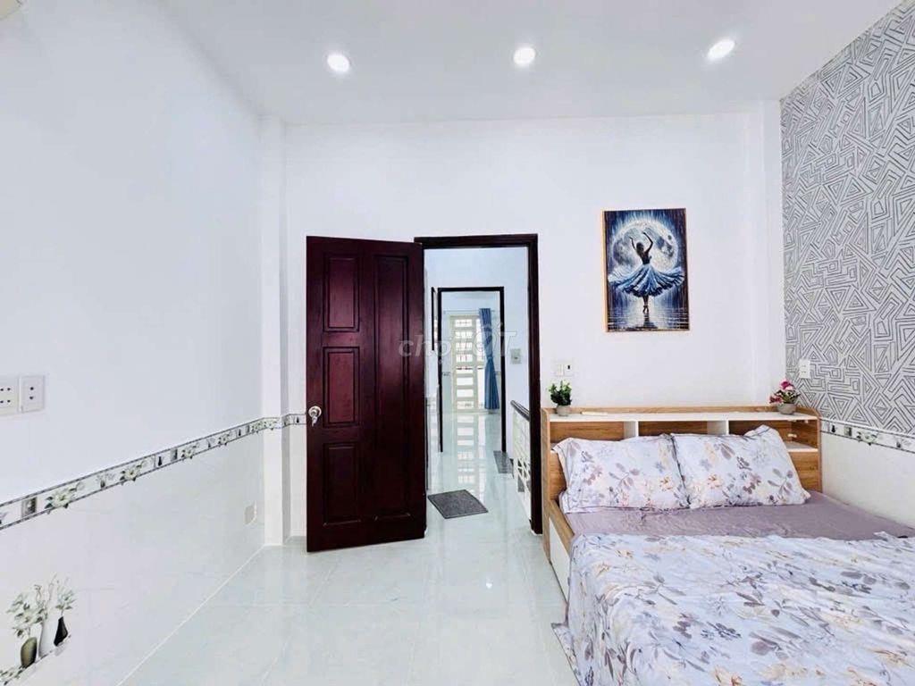40M2 2 tầng hẻm xe hơi - Gần chợ Hạnh thông tây - Không quy hoạch lg