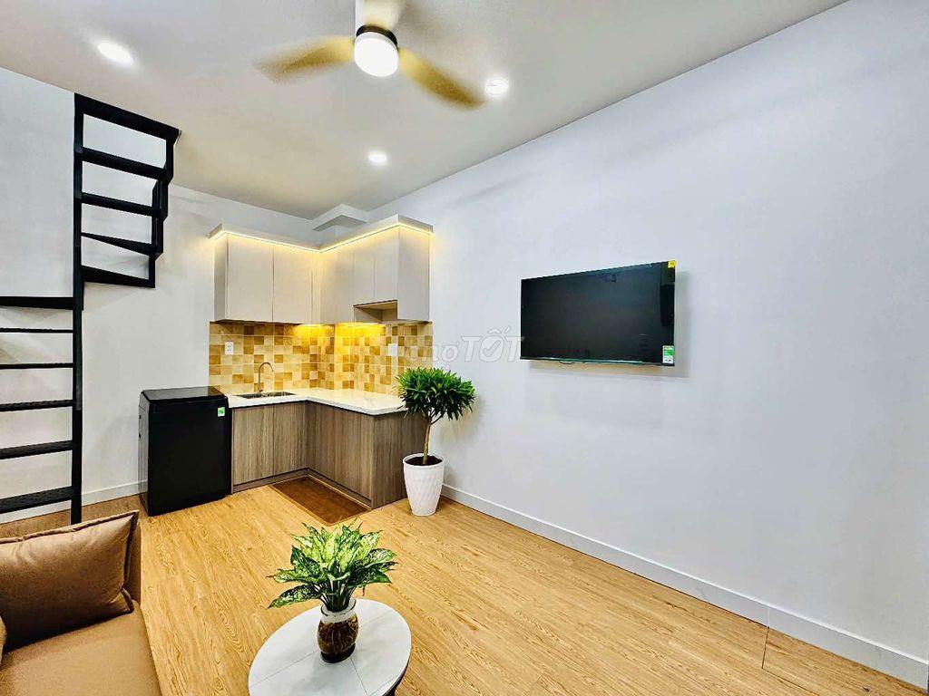 40M2 - Hẻm Xe Hơi Siêu Thoáng - Sát Emart 2 Nhà mới xây hoàn công đủ