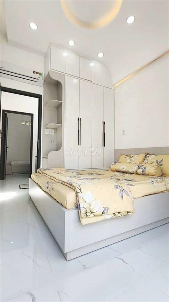 20M2 - 4 tầng Hẻm Xe Hơi Chu Văn An - Có thang máy