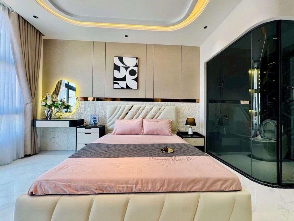 Nguyễn Thái Sơn 60M2 - Hẻm xe hơi an ninh sát mặt tiền, vừa giảm 800tr