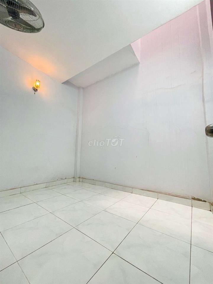 50M2 2 tầng - Emart Phan Huy Ích - Hẻm thông 3M siêu tiện ích